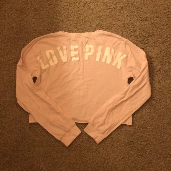 Pink crop top in good condition no holes & tears - Picture 2 of 2